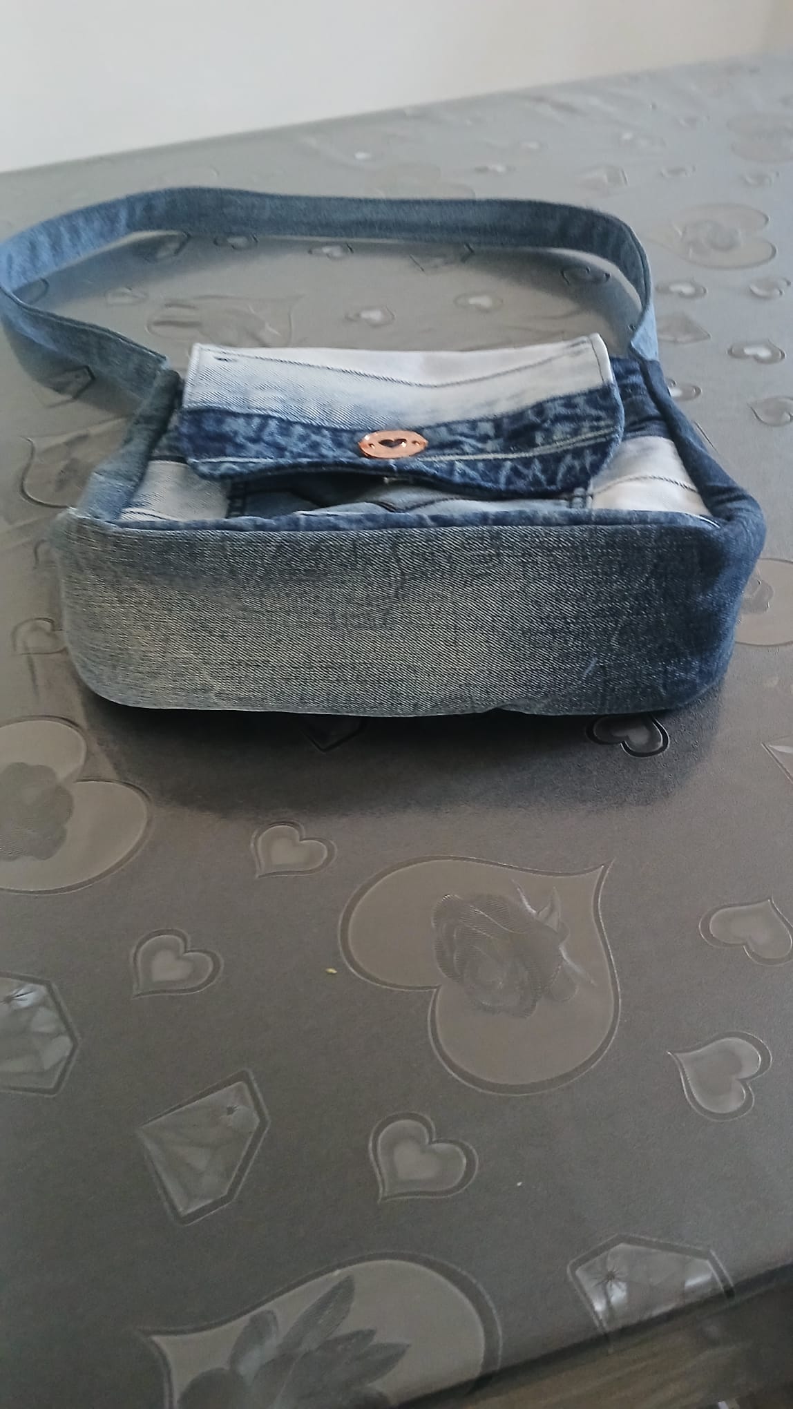 Borsa multicolore in denim riciclato