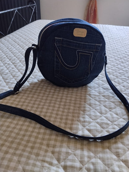 borsa tonda in denim con tasca