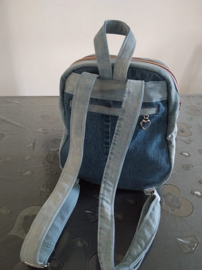 zainetto a strisce bicolore in denim