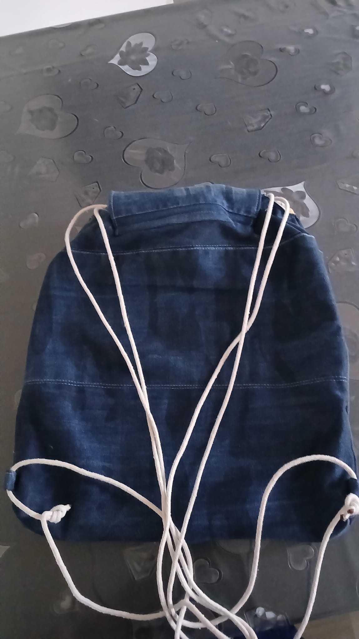 zaino a sacco in denim